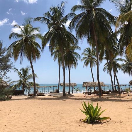 Upali Beach Surf Resort & Cafe 阿鲁甘湾 外观 照片