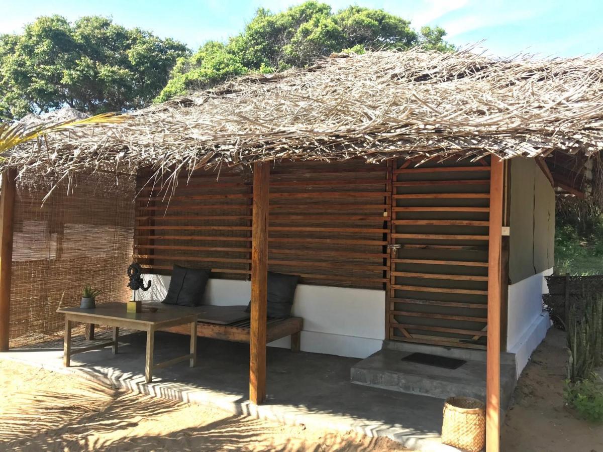 Upali Beach Surf Resort & Cafe 阿鲁甘湾 外观 照片