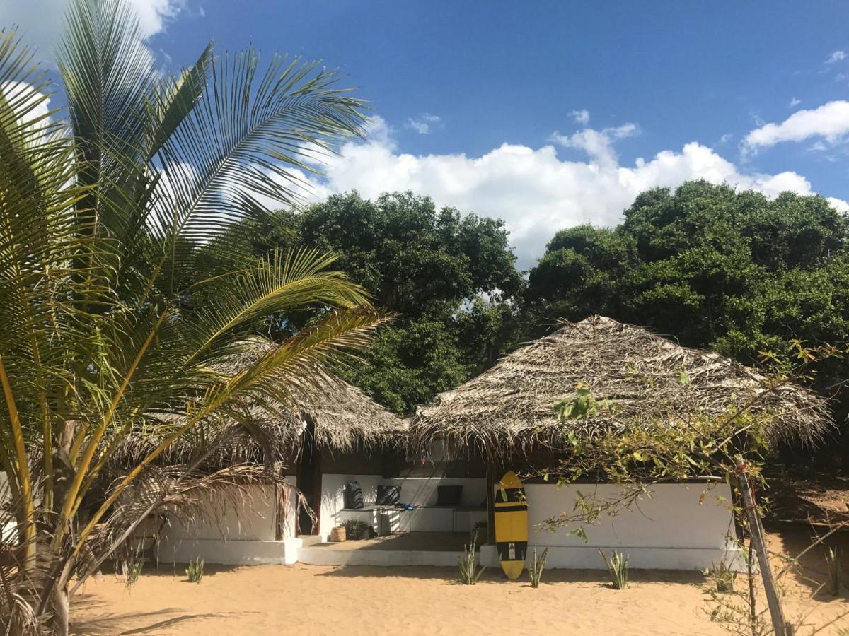 Upali Beach Surf Resort & Cafe 阿鲁甘湾 外观 照片