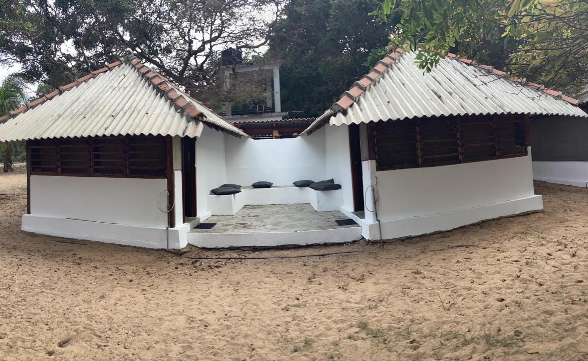 Upali Beach Surf Resort & Cafe 阿鲁甘湾 外观 照片
